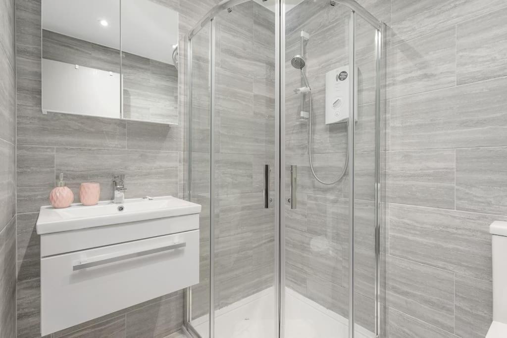 Two Bedroom Apartment-Central Edinburgh-Old Town-Licensed Esterno foto