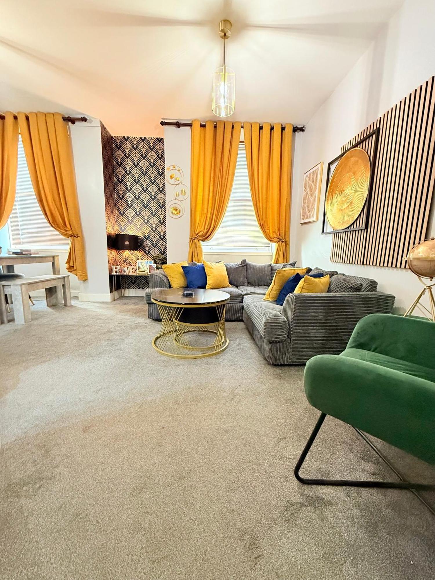 Two Bedroom Apartment-Central Edinburgh-Old Town-Licensed Esterno foto
