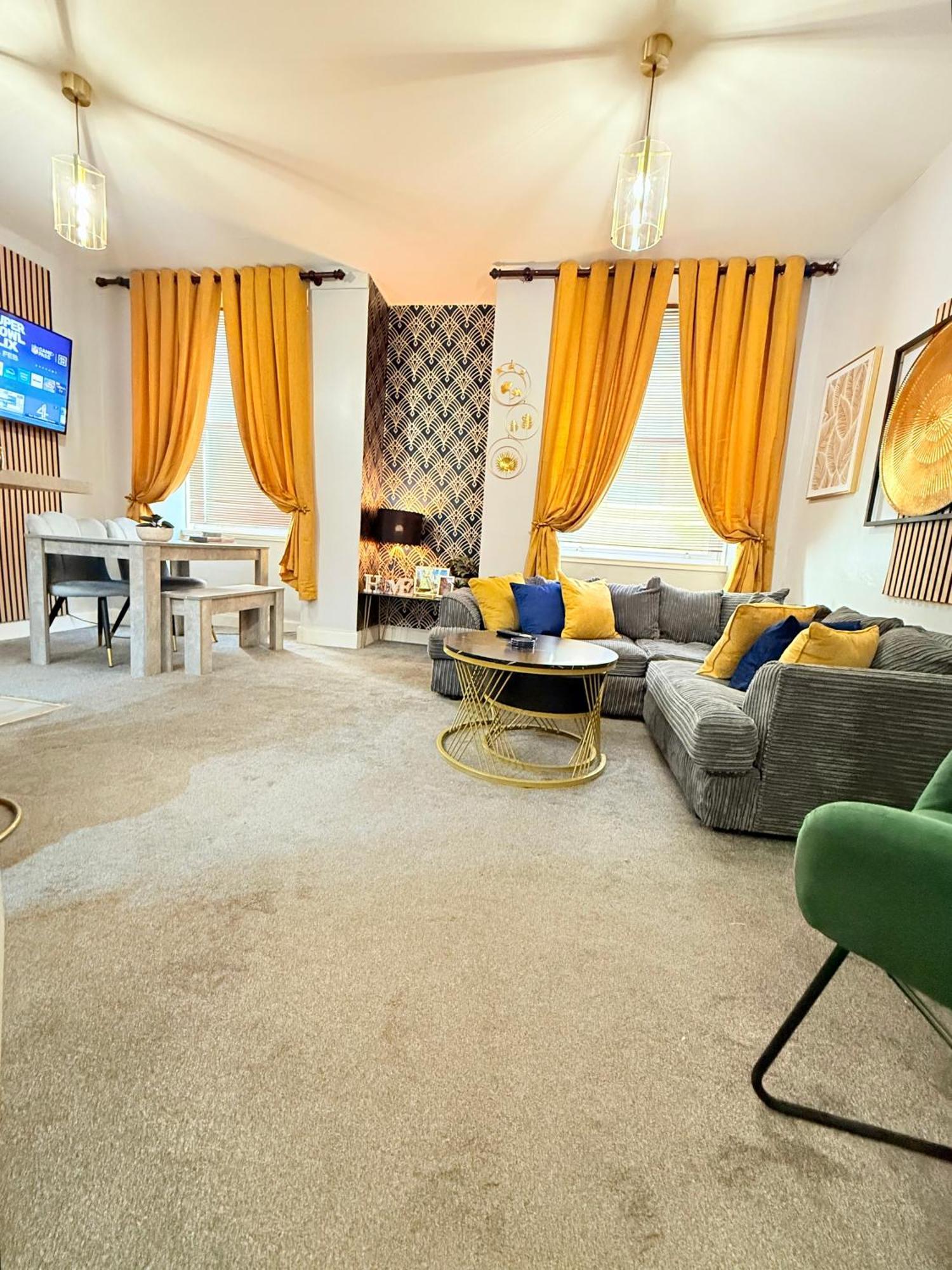 Two Bedroom Apartment-Central Edinburgh-Old Town-Licensed Esterno foto